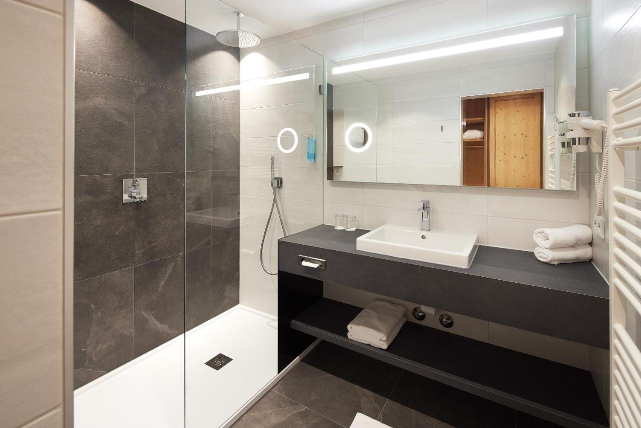Auenhotel Тукс Екстериор снимка