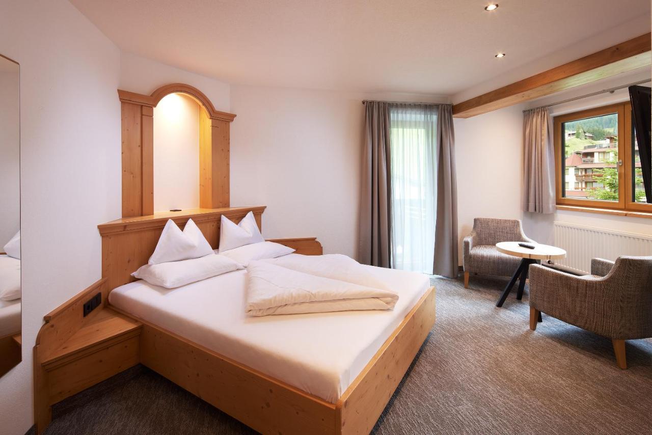 Auenhotel Тукс Екстериор снимка