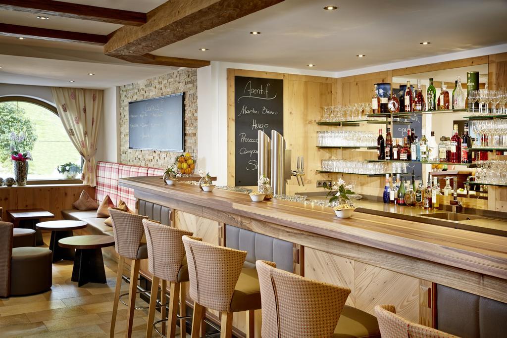 Auenhotel Тукс Екстериор снимка