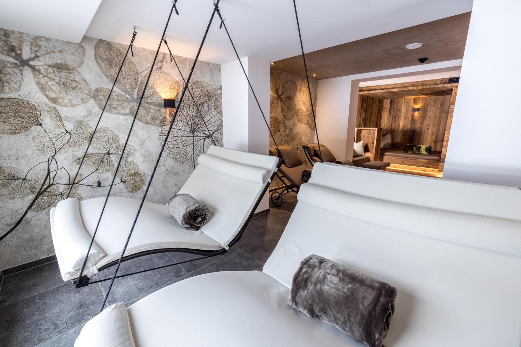 Auenhotel Тукс Екстериор снимка