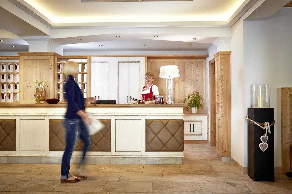 Auenhotel Тукс Екстериор снимка