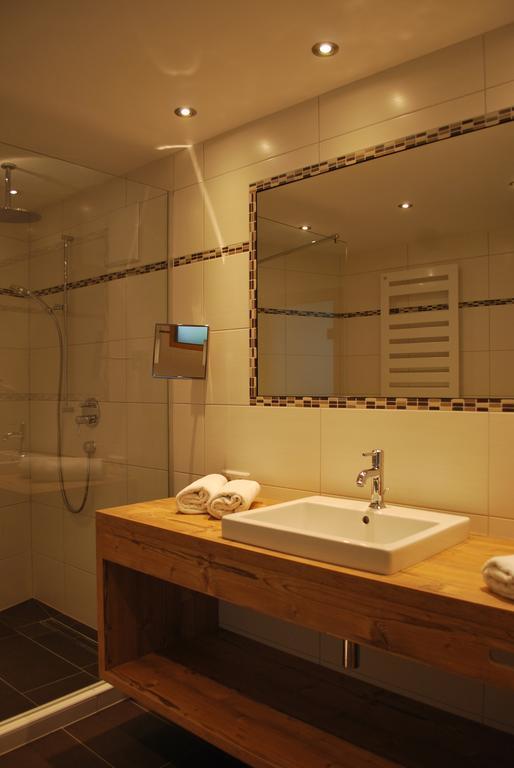 Auenhotel Тукс Екстериор снимка